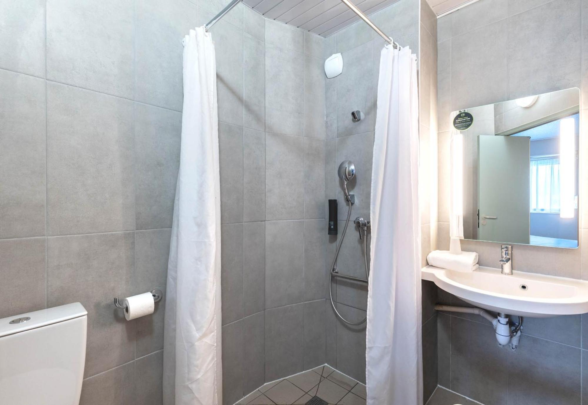 B&B Hotel Lille Lezennes Stade Pierre Mauroy المظهر الخارجي الصورة
